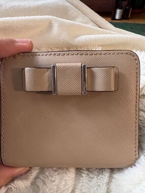 Coach Bow Accent Compact Wallet in Taupe